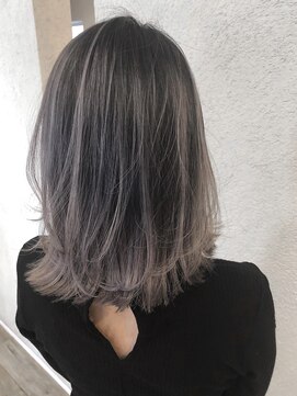 シェル 津山の手店(shel) バレイヤージュ大人可愛いくすみカラーアッシュグレーベージュ