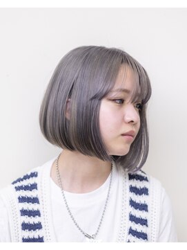 ルプラ ガーデン(le-pla garden) シルバー#ダブルカラー#切りっぱなしボブ#ケアブリーチ#豊橋