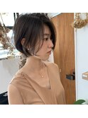 抜け感のあるショートボブ