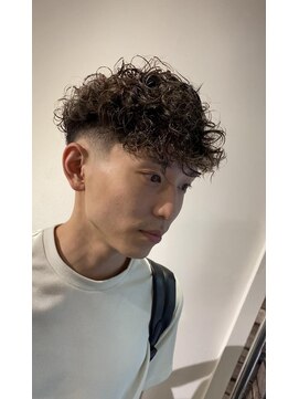 今若者に人気のスペインカールとは フェードサッカー選手髪型 L ドルクス 日本橋 Dorcus のヘアカタログ ホットペッパービューティー 今若者に人気のスペインカールとは フェードサッカー選手髪型 L ドルクス 日本橋 Dorcus のヘアカタログ ホットペッパービューティー