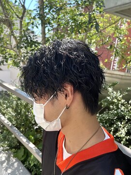 ピチカートシータ(pizzicato cita) 縦落ちツイストスパイラル＋センターパート