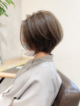 月のヒ くびれショート