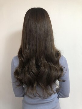 ニーナ ヴィジョン(NINA visioN) カラー+トリートメント