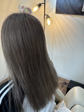 エイチディーケイ(H.D.K) グレージュ