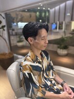 ウノプリールヴァモス(unopulir Vamos)&nbsp;七三分けセンターパートメンズ