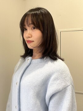 ローレンジウ(LOREN JU) ミディアムヘア/暗めカラー/グランマッシュ/名駅/レイヤーカット