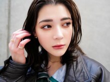 再現性・デザイン性の高い《似合わせ小顔カット》