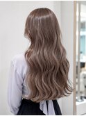 【天使のミルクティーグレージュ】ロングで魅せる透明感カラー♪