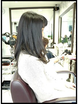 メタ(META) 前髪(フリンジバング)・フォルムは(アイドル系)