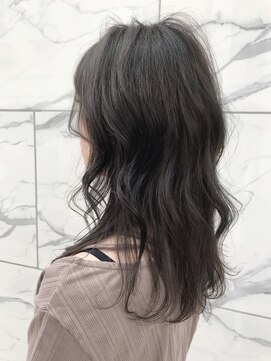 ブリス(VLISS) レイヤーウエーブ＿耳かけフォギーベージュウエーブパーマ