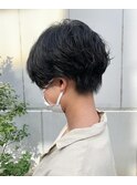 黒髪ハンサムショート