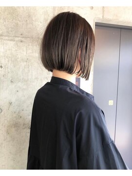 メーヴェ(Mowen) 南堀江 大阪 ショートボブ アッシュ ベージュ