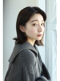 外ハネストレートアレンジ×ツヤカラー