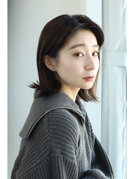 エクリ(equri×SHISEIDO) 外ハネストレートアレンジ×ツヤカラー