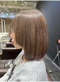 くすみベージュ