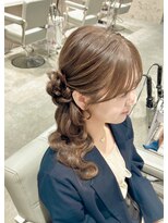 ベルグロー(BELLEGROW)&nbsp;サイドポニー/サイドアップ/お呼ばれヘア