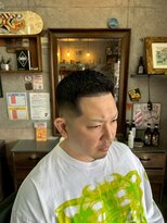 アールズ ヘア(R's hair)&nbsp;MEN’S HAIR/サーフカール/刈り上げセンターパート/印西
