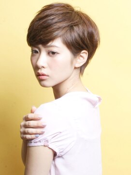 アンダートゥリー(_TREE) AKs表参道 遠藤 大人ボブ「グレースフル×ヌケ感」 03 5778 3351