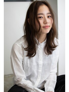 アコロン(acoron) 小顔カット＿くびれセミディ＿アッシュカラー ＿新宿