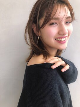 ヌイ 横浜(nui) 大人ウルフ_マニッシュショートネイビーカラーフレンチボブ
