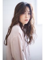 アンド(AND)&nbsp;ダークアッシュ　レイヤー　ロング　パーマ　白髪ぼかし