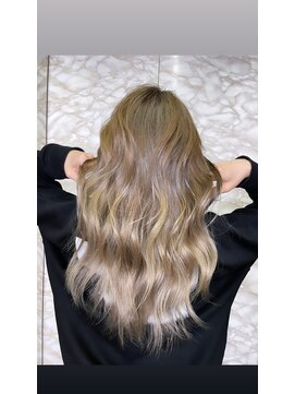 ケイト(kate) 【kate】大宮 外国人風カラー×シルバーカラー