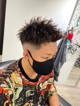 ドルクス 日本橋(Dorcus) 日本橋ツイストパーマスキンフェード