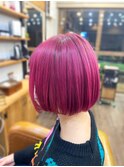 ビビットピンク
