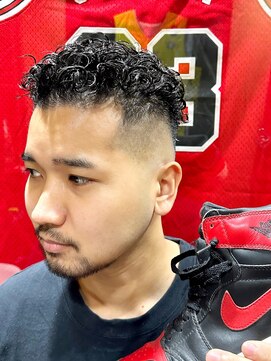 ヒロギンザバーバーショップ 大宮店(HIRO GINZA BARBER SHOP) スラムダンク　宮城リョータ　パーマ