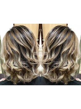 透明感のあるカラーや、さりげなく可愛いインナーカラーなどのデザインカラーも得意です♪