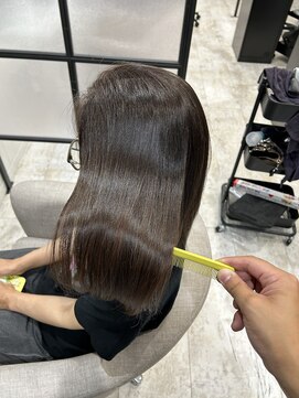 イーズ バイ インス(Yeeee.s by INCE) 白髪ぼかし/脱白髪染め/脱白髪染めハイライト/透明感