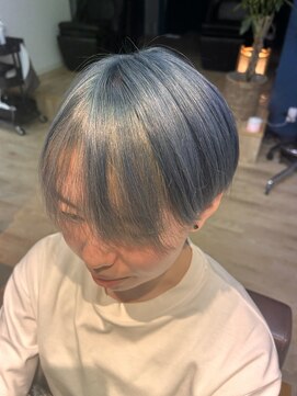 レーベ(Lowe) ブルーシルバー