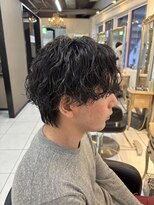 アイズ 海老名(AIZU) シャドウパーマ 縦落ちスパイラル 波巻きパーマ スパイラル