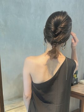 イオ(io) ヘアアレンジ／ヘアセット／お呼ばれアレンジ