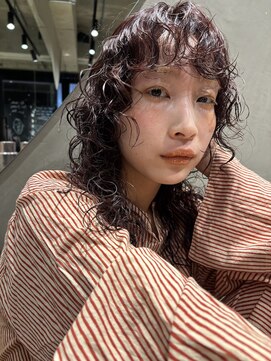 ビビト(bibito) bibito ソバージュ 赤髪 レッドカラー ロングパーマ