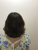 パティオンツー(PATIONN2)&nbsp;カジュアル斜めバング無造作ミックスパーマハニーヘア