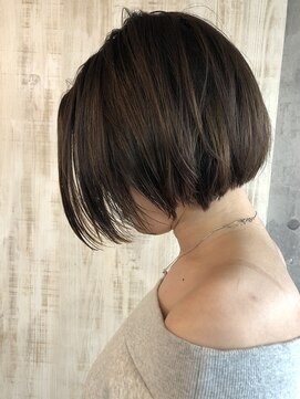 エンド(END) ◆大人かわいい小顔丸みのあるショートボブ◆