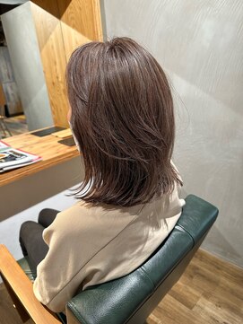 ハロー(Hollow) 【40代向け♪白髪ぼかし/脱白髪染め】石橋/池田/箕面