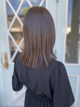 ランダーブルー(LANDER BLUE) ストレート/ミディアム/のばしかけヘア/サイドバング