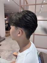 ヘアーサロン フーガ 春日部店(HAIR SALON fuuga)&nbsp;フェザーパーマ風センターパート 春日部美容室 かの