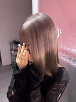 ダズリングディア(Dazzling Deer)&nbsp;ミルクティーグレージュ/ルーツカラー/デザイン/ミディアム