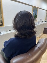 インビテーション(invitation)&nbsp;クリームパーマによるミディアムスタイル