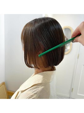 ローウェ 京都四条河原町(Louwe) まるめワンレンボブ×ベージュカラー