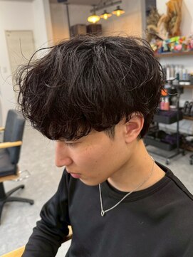 フゥ 宇都宮(FeU) 宇都宮メンズカットメンズパーマツイストパーマ波巻きパーマ眉毛