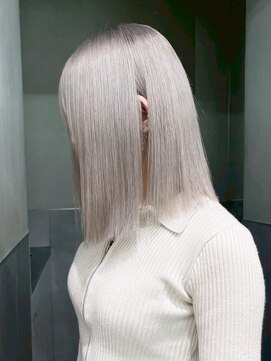 アルバム 銀座(ALBUM GINZA) ハイトーンダブルカラー韓国ヘア美髪ミディアム_ba555611