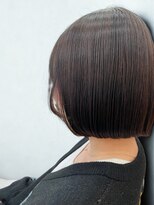 ピープス 逗子 葉山(PEEPS)&nbsp;乾かすだけで決まる大人の艶感コンパクトボブ