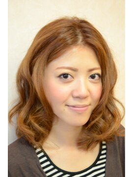 アージュ(Age) ナチュラリ‐ふんわりボブ