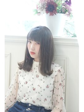 リルト(Lilt.) *Lilt.外はねミディアム