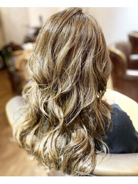 エネルジア(ENERGEIA) 外国人風ハイライトスタイル