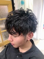 シャメル(Chamel)&nbsp;スパイラルパーマで動きのあるマッシュショート